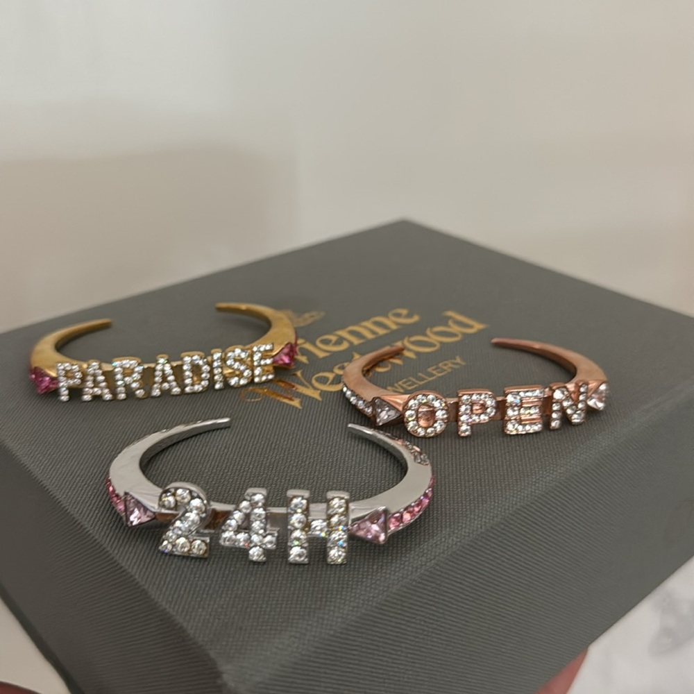 Vivienne Westwood RARE SS16 “OPEN 24H” collection SET OF 3 open cuff NEW W BOX